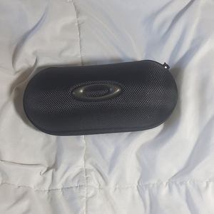 Oakley sunglass case